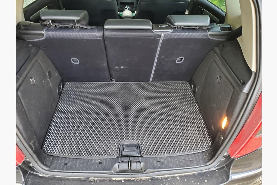 Mercedes A-class W169 2004–2012 EVA rohož do kufra (2004-2008, HB, 5-dverový, Čierna) Fotografia 1