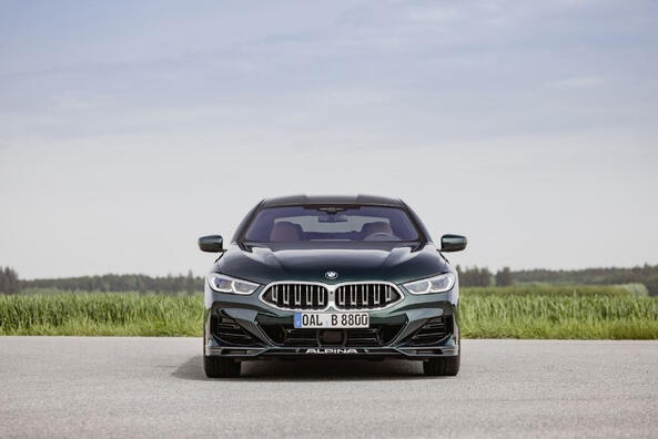 Recenzia štvordverového športového kupé Alpina B8 Gran Coupe Fotografia 1