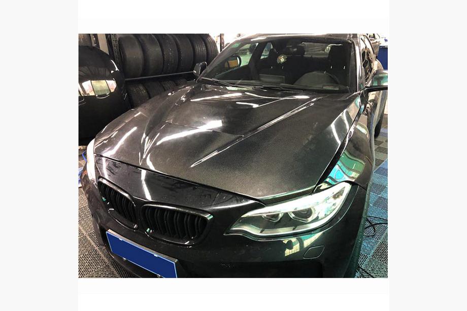 BMW 2. séria F22/F23 2014–2021 Kapota V1 (Carbon) Fotografia 4
