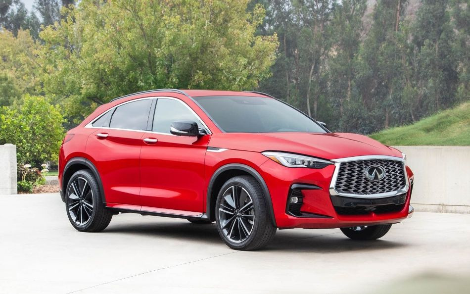Test prémiového crossoveru Infiniti QX55