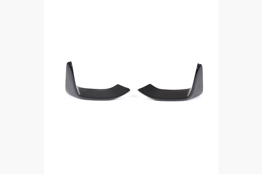 BMW 4 séria F32/F33/F36 2012–2020 Nadstavce predného nárazníka (lip) Flap FRP V7 (pre F82/F83) Fotografia 1