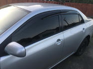 Toyota Corolla 2007–2013 Ofuky okien (4 ks, Sunplex Sport) fotografia 1