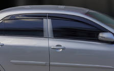 Toyota Corolla 2007–2013 Ofuky okien (4 ks, Sunplex Sport) fotografia 4