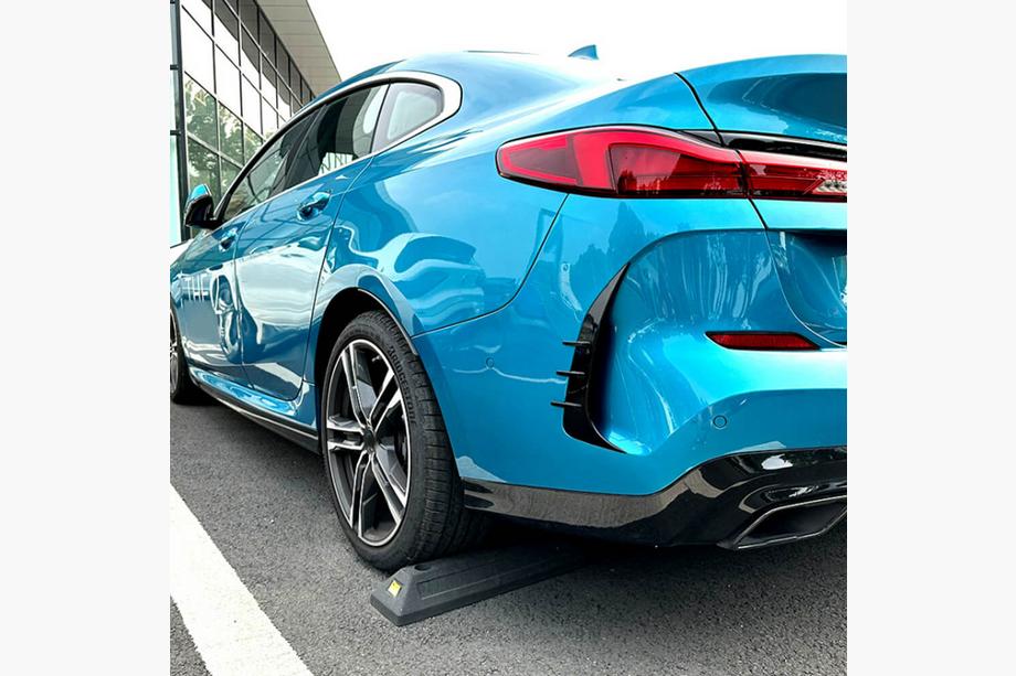 BMW 2. rad Gran Coupe F44 2020–2024 Nadstavce na zadný nárazník Flap ABS Fotografia 3