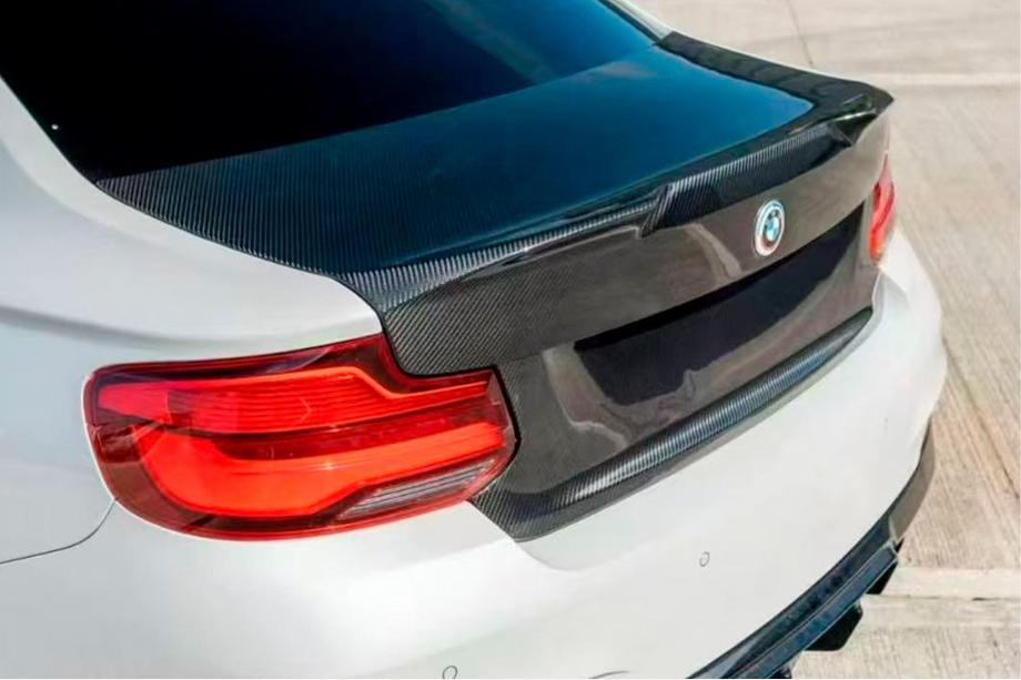 BMW 2. séria F22/F23 2014–2021 Veko kufra karbónové (pre F87) Fotografia 1