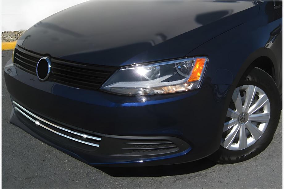 Volkswagen Jetta 2011–2018 Nerezové kryty mriežky nárazníka 2011-2014 (2 ks) Fotografia 1