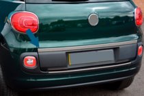 Fiat 500/500L 2013–2022 Nerezová lišta hrany kufra fotografia 3
