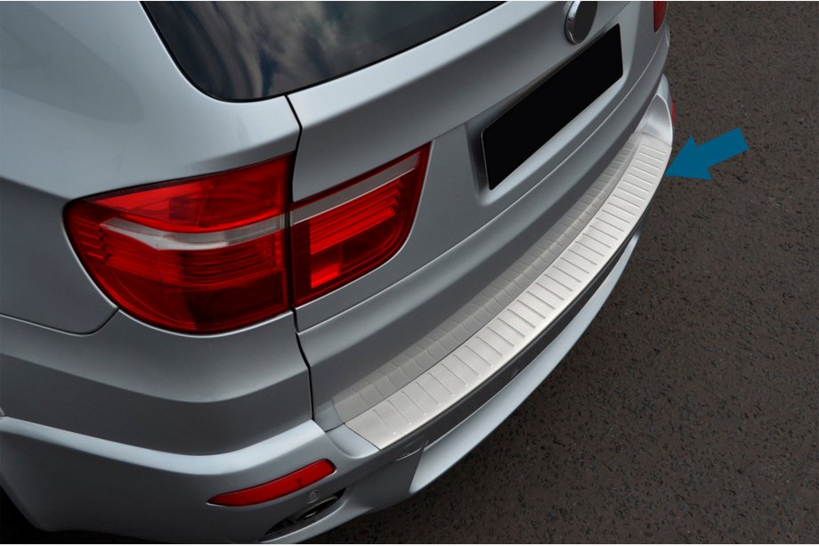 BMW X5 E70 2007–2013 Nerezová lišta na zadný nárazník OmsaLine (nerez.) Fotografia 1