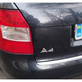 Logo A4 Audi A4 B6 2000–2004 fotografia 3