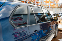 BMW X5 E70 2007–2013 Nerezové lišty stĺpikov dverí fotografia 3