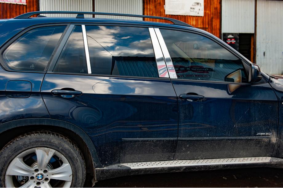 BMW X5 E70 2007–2013 Nerezové lišty stĺpikov dverí Image