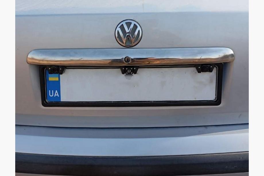 Volkswagen Passat B5 1997–2005 Lišta nad ŠPZ 1996-2001 (nerez) Image