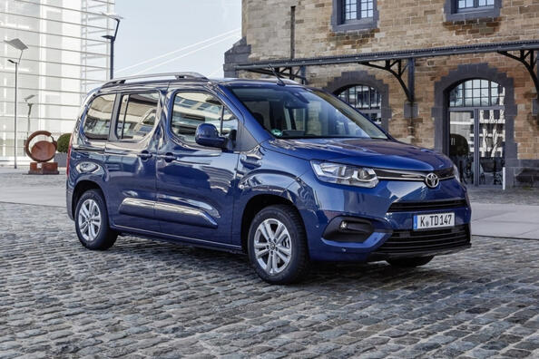 Recenzia Toyota Proace City Verso: kompaktný minivan pre rôzne potreby