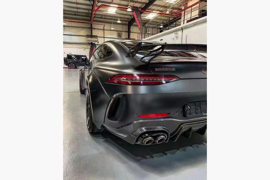 Mercedes AMG GT 4 X290 2018– Sada bodykitu Rocket 900 Carbon (2018-2022) Fotografia 4