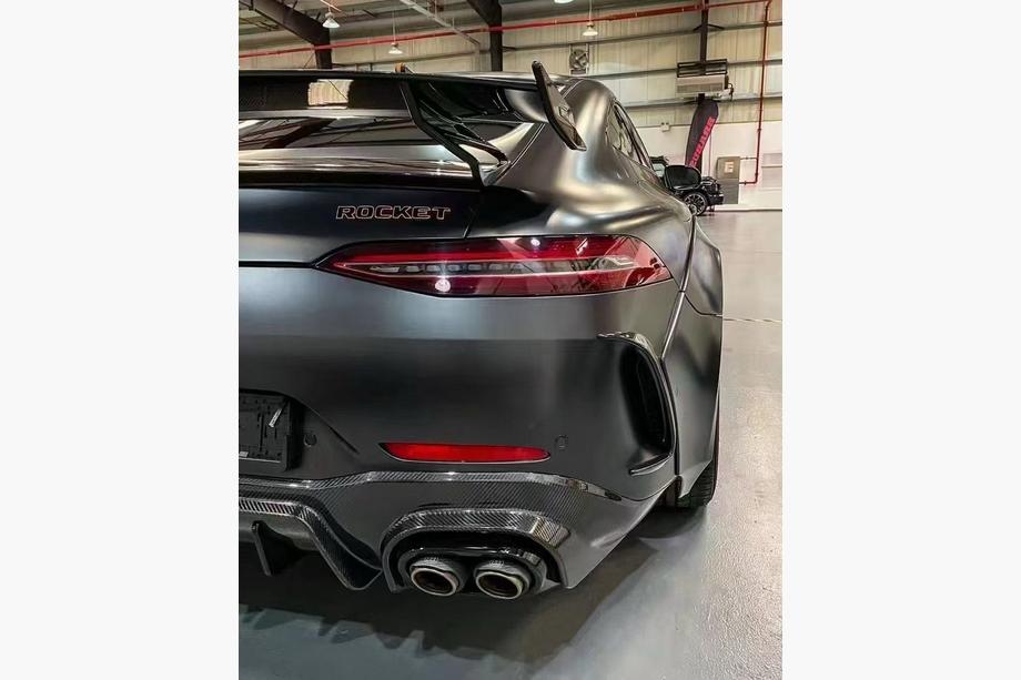 Mercedes AMG GT 4 X290 2018– Sada bodykitu Rocket 900 Carbon (2018-2022) Fotografia 6