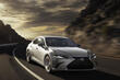 Lexus ES: prehľad sedanu biznis triedy fotografia 1