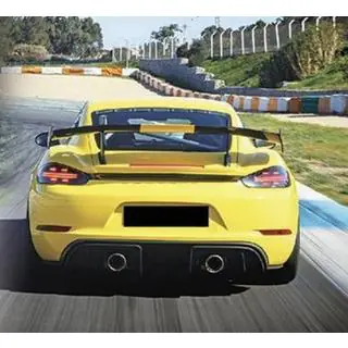GT4 RS bodykit sada fotografia 3