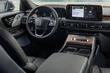 Modernizovaný Lincoln Aviator: prehľad parametrov, výbav a dizajnu fotografia 5
