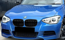 BMW 1. séria F20/F21 2011–2019 M-Look obličkové mriežky (2011-2014, čierny lesk) fotografia 1