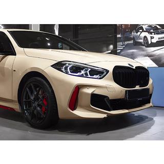 M-Look ľadvinky (matná čierna) BMW 1. séria F40 2019–2024 fotografia 1
