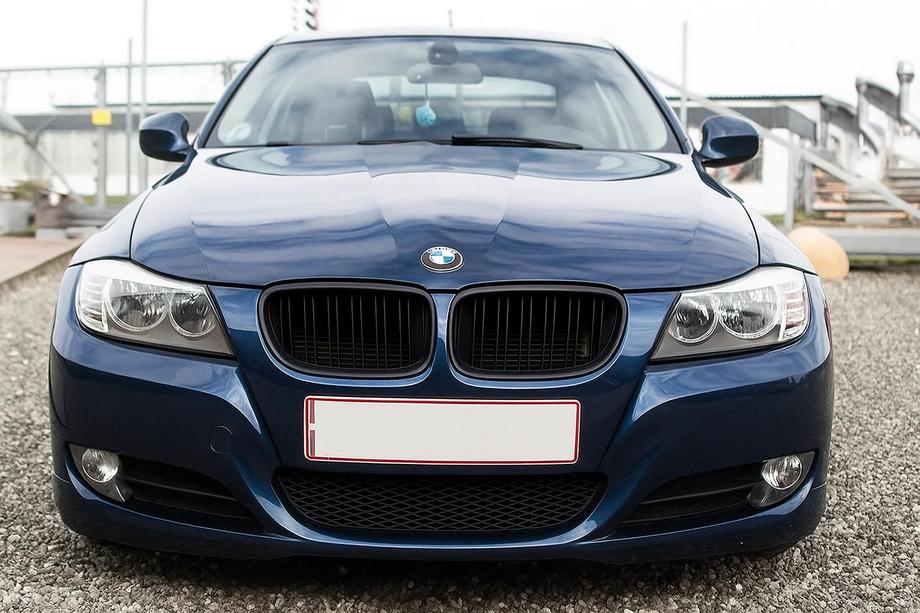 BMW 3 rad E90/E91 2005–2011 Obličky M-Look (pre E-90/91 2008-2011, matná čierna) Image