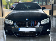 BMW 3. séria E92/E93 2006–2013 Obličkové mriežky M-Look (pre 2010-2013, M-Color) fotografia 1