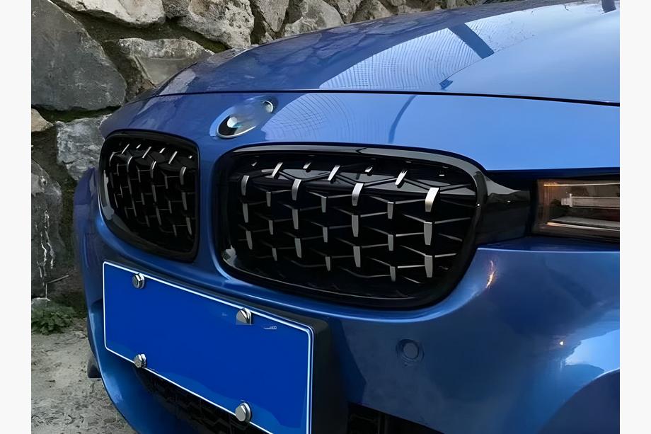 BMW rad 3 F30/F31 2012–2019 Ľadvinky Diamond Silver Image