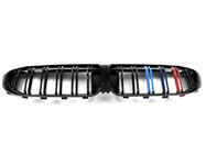 BMW 3. rad G20/G21 2018– Obličkové mriežky M-Look V2 (2018-2022, M-Color s čiernym lemovaním) fotografia 4