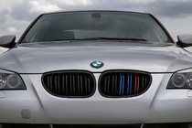 BMW 5. rad E60/E61 2003–2010 M-Look obličkové mriežky (M-Color) fotografia 1