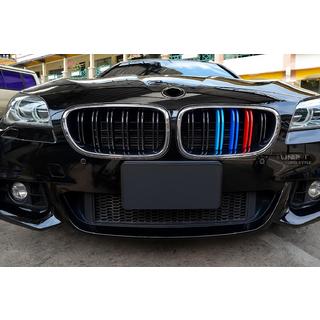 Obličkové mriežky M-Look (M-Color s chrómovým lemom) BMW 5. rad F10/F11 2010–2016 fotografia 1