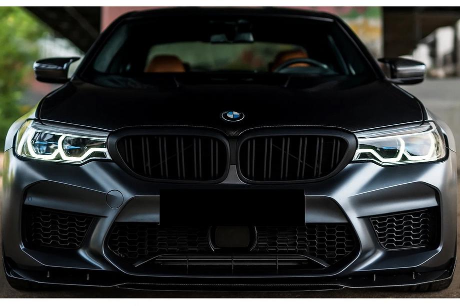 BMW 5. rad G30/G31 2017–2023 M-Look masky obličiek (2017-2020, matná čierna) Image