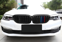 BMW 5. rad G30/G31 2017–2023 Obličková maska 1 Bar (2017-2020, M-Color) fotografia 3