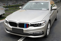BMW 5. rad G30/G31 2017–2023 Obličkové mriežky 1 Bar (2017-2020, M-Color s chrómovým rámikom) fotografia 1