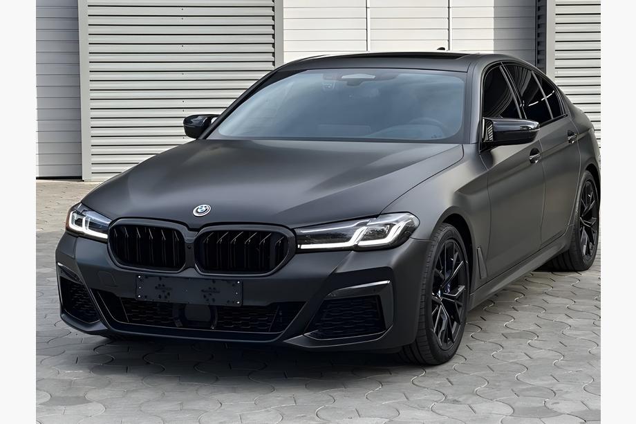 BMW 5. rad G30/G31 2017–2023 Obličkové mriežky M-Look V1 (2021+, matná čierna) Image