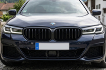 BMW 5. rad G30/G31 2017–2023 Predná mriežka 1 Bar (2021+, matná čierna) fotografia 1