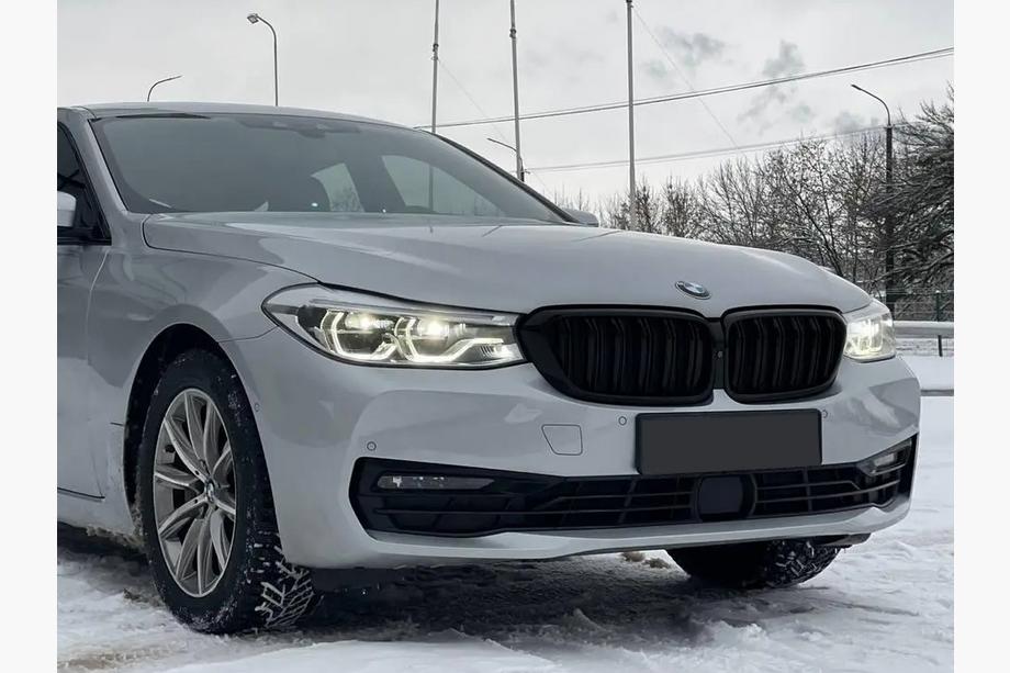 BMW 6. rad G32 2017– M-Look masky obličiek (2017-2020, matná čierna) Image
