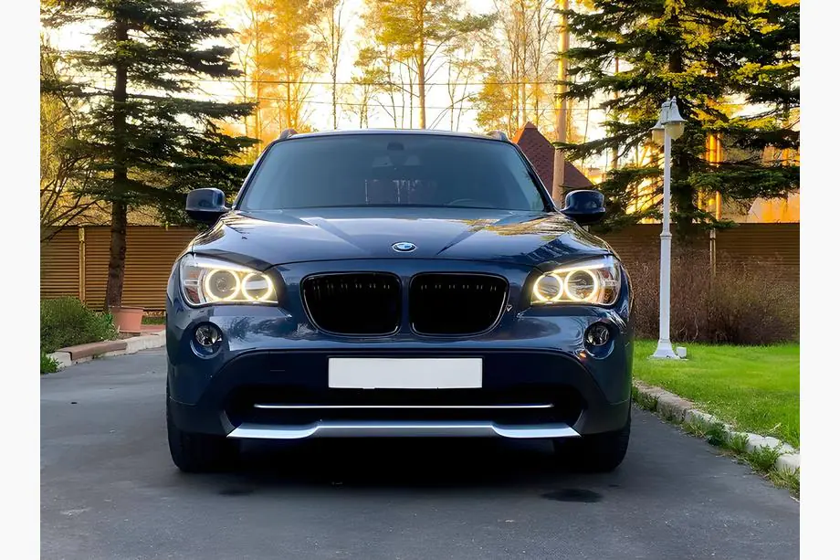 BMW X1 E84 2009–2015 Obličkové mriežky M-Look (lesklá čierna) Image