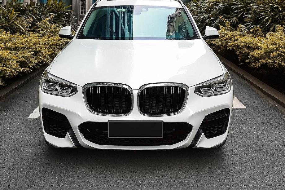 BMW X3 G01 2018– M-Look obličkové mriežky (2018-2021, lesklá čierna s chrómovým lemovaním) Image