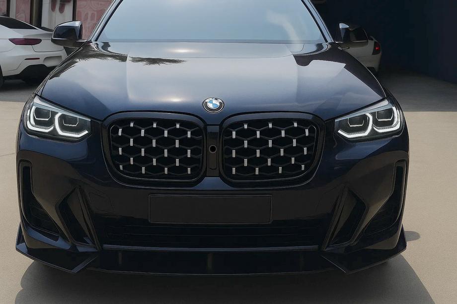 BMW X3 G01 2018– Mriežky „ľadvinky“ Diamond Silver (2021+, čierny rámik) Image