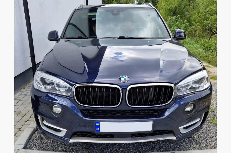 BMW X5 F15 2013–2018 M-Look obličkové mriežky (čierny lesk s chrómovým lemom) Image