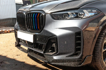 BMW X5 G05 2019–2026 Obličkové mriežky 1 Bar (2023+, M-Color) fotografia 3