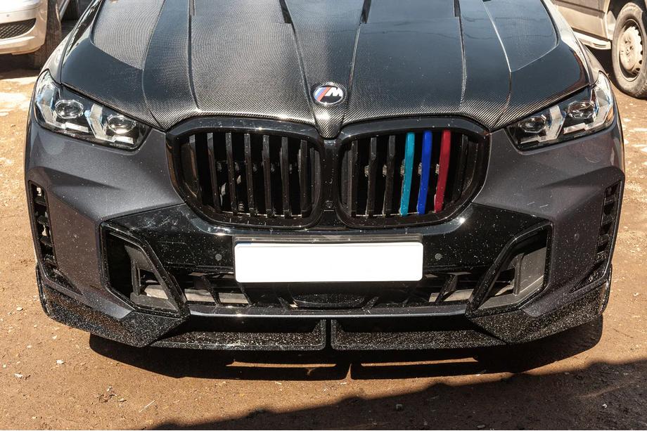 BMW X5 G05 2019–2026 Obličkové mriežky 1 Bar (2023+, M-Color) Image