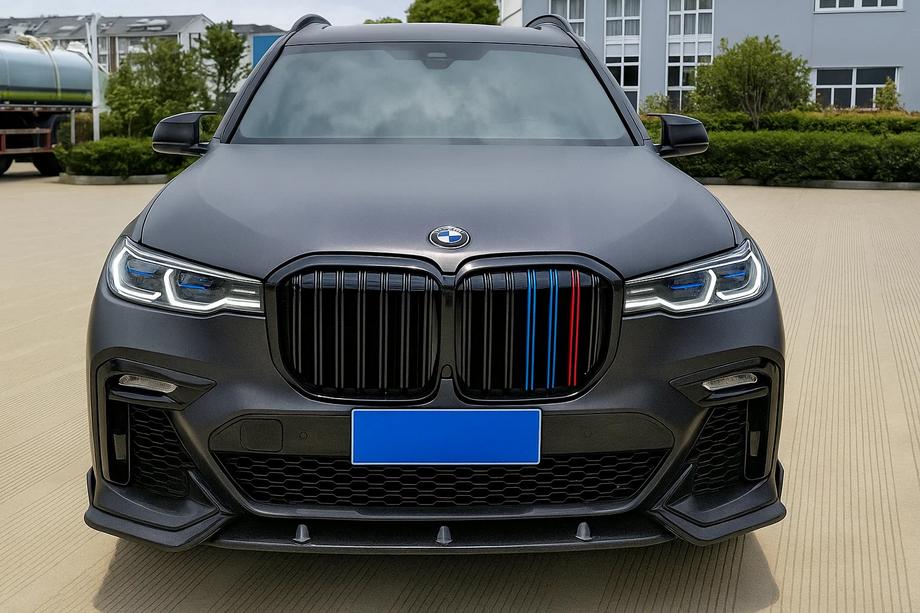 BMW X7 G07 2019– Predná maska (obličky) M-Look (2019-2022, M-Color) Image
