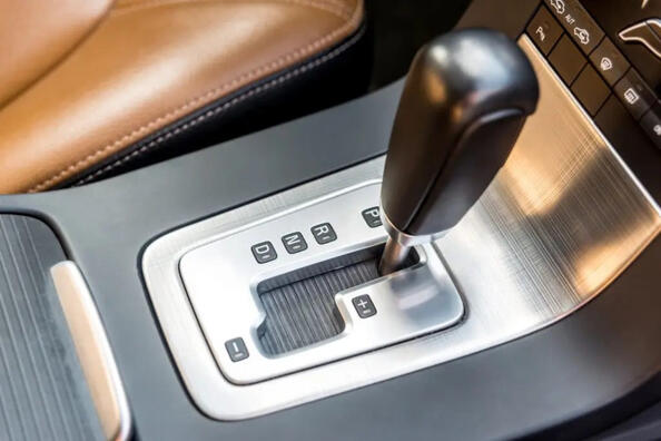 Automatická prevodovka: zvažujeme plusy a mínusy