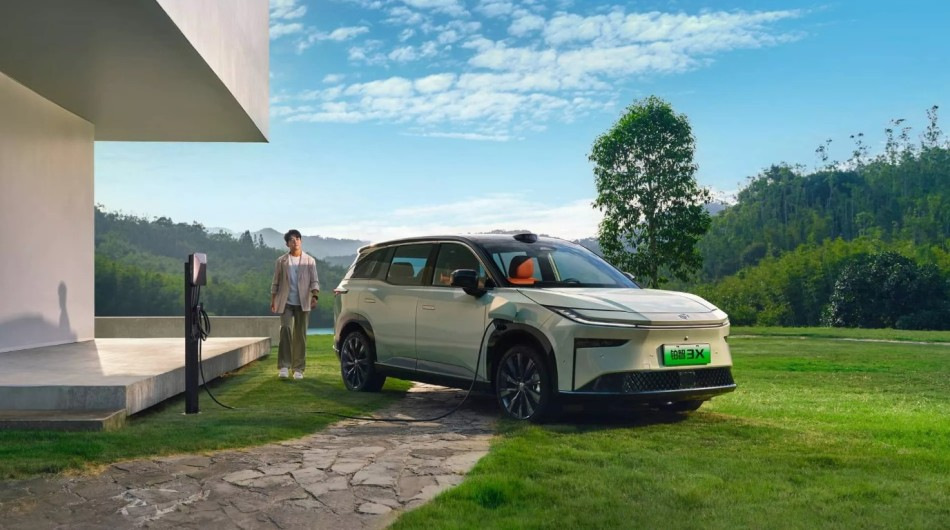 Recenzia elektrického crossoveru Toyota bZ3X