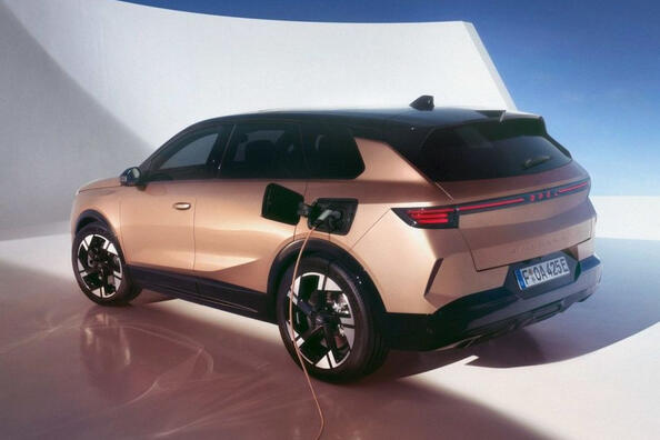 Test Opel Grandland 2024: druhá generácia crossoveru Fotografia 3