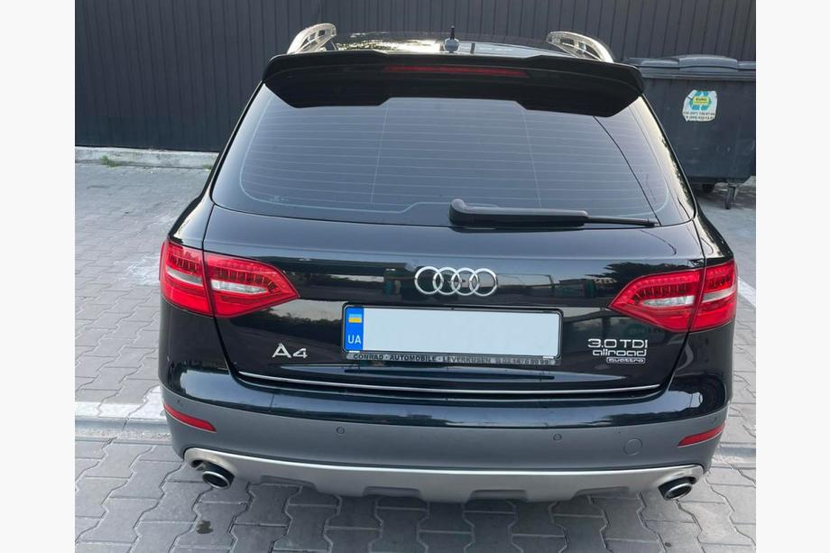 Audi A4 B8 2007–2015 Spojler DPT V2 (Avant, čierny vysoký lesk) Image