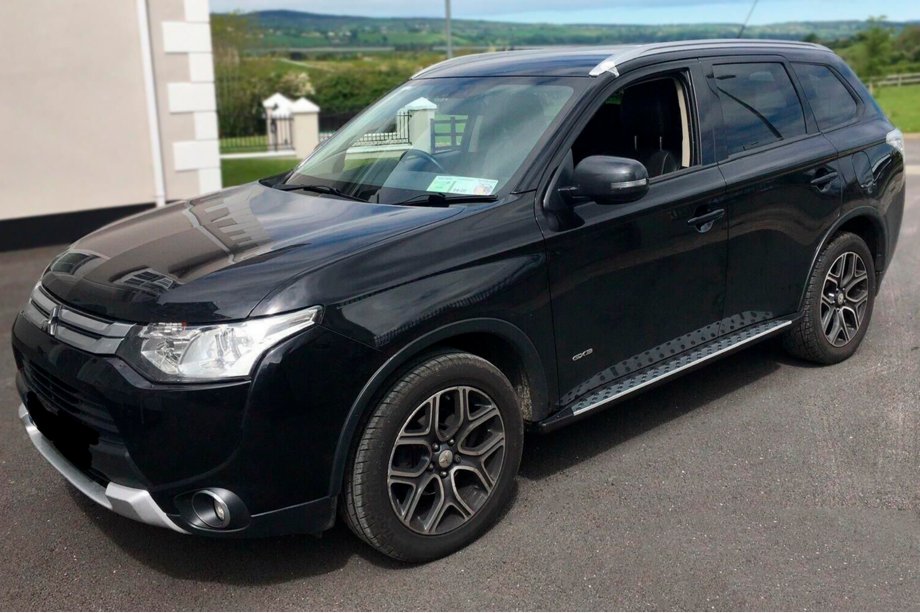 Mitsubishi Outlander 2012–2021 Bočné nášľapy OEM V1 (2 ks, hliník) Fotografia 6