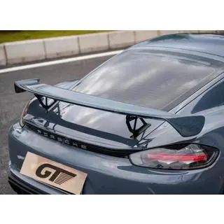 Karbonový spojler GT4 fotografia 1