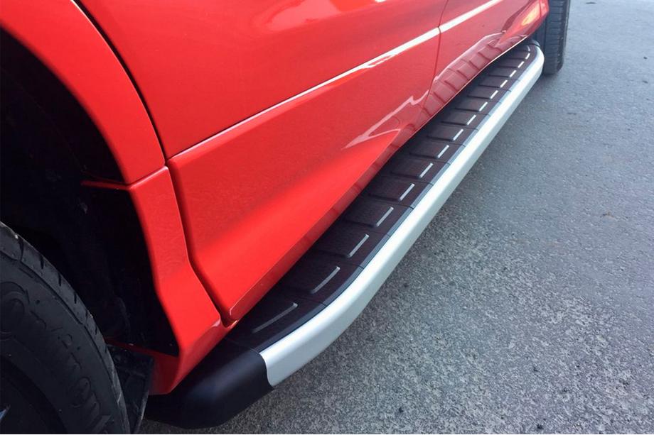 Ford Kuga/Escape 2013–2019 Bočné nášľapy Fullmond (2 ks, hliník) Image